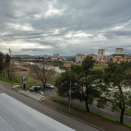 Lina - Pg, Moraca River Apartment Podgorica Zewnętrze zdjęcie