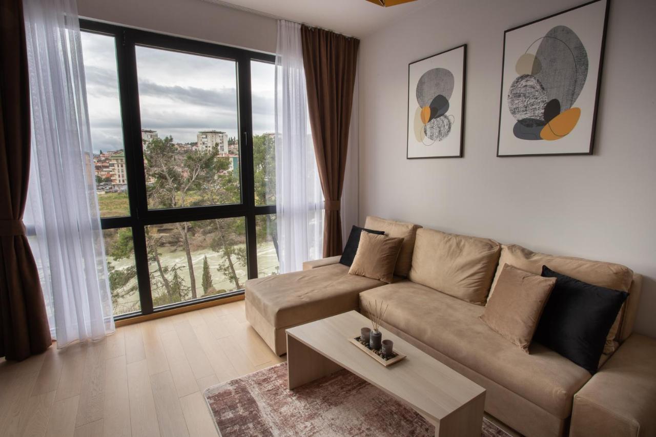Lina - Pg, Moraca River Apartment Podgorica Zewnętrze zdjęcie