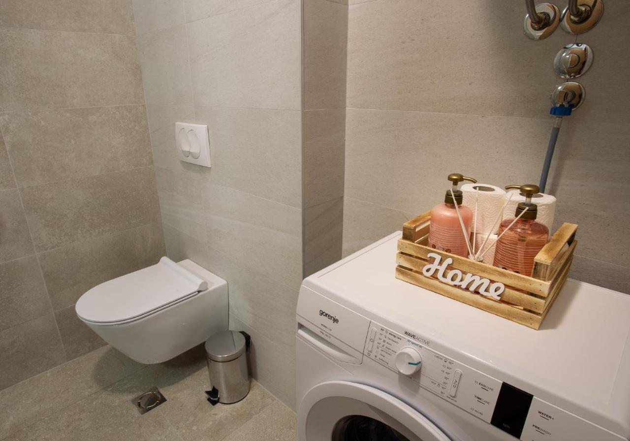 Lina - Pg, Moraca River Apartment Podgorica Zewnętrze zdjęcie