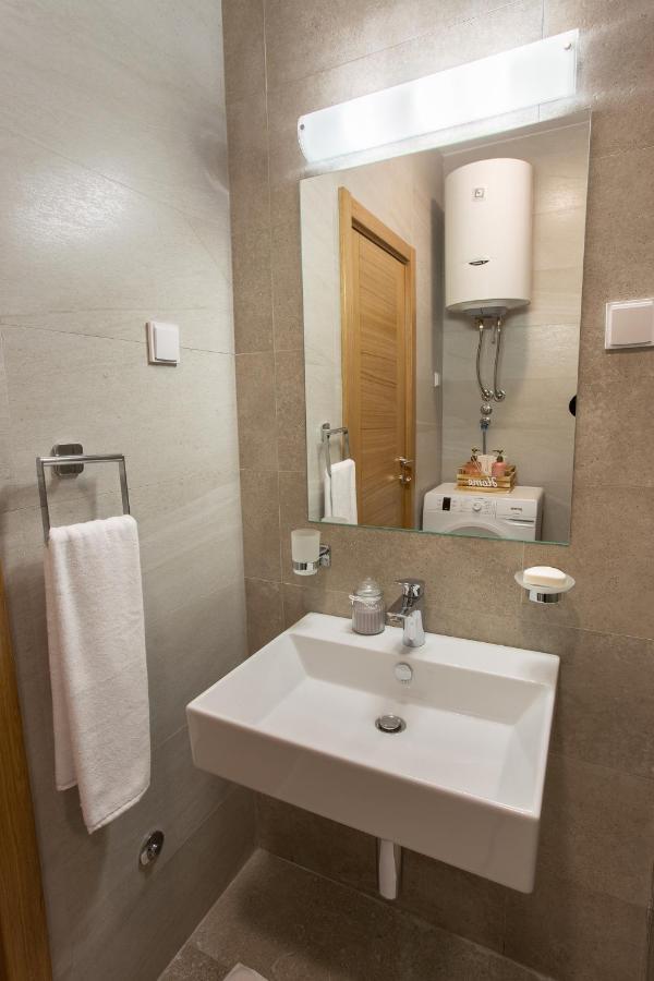 Lina - Pg, Moraca River Apartment Podgorica Zewnętrze zdjęcie