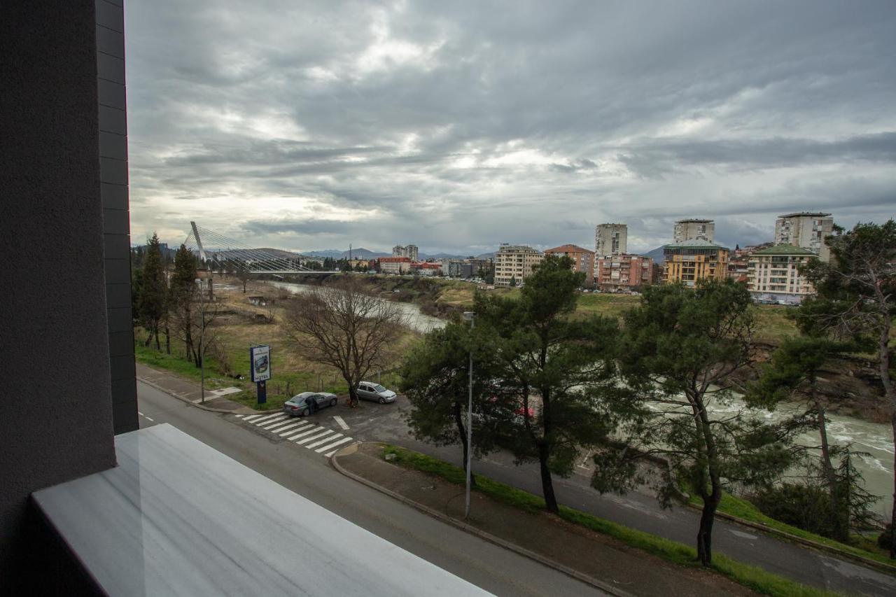 Lina - Pg, Moraca River Apartment Podgorica Zewnętrze zdjęcie